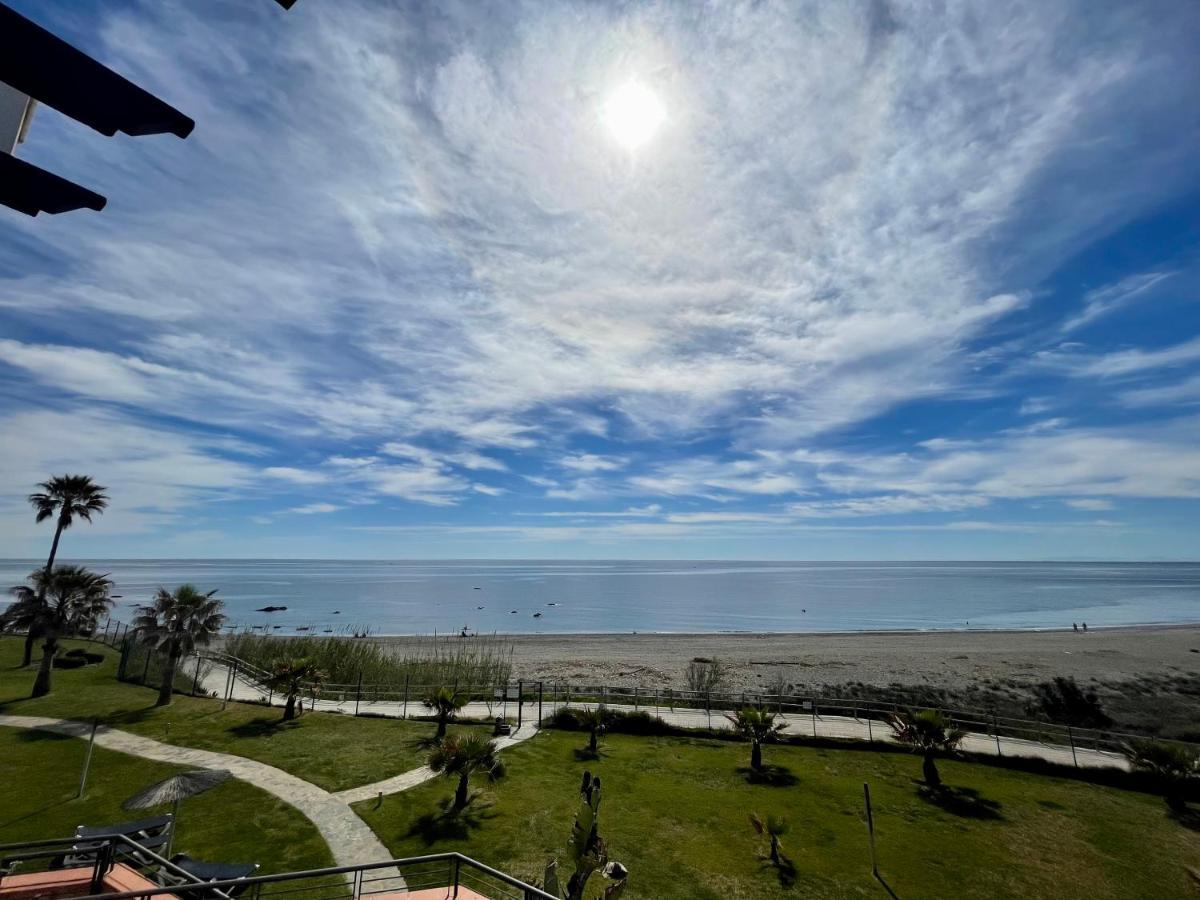 Apartamento Vista Mar カサーレス エクステリア 写真