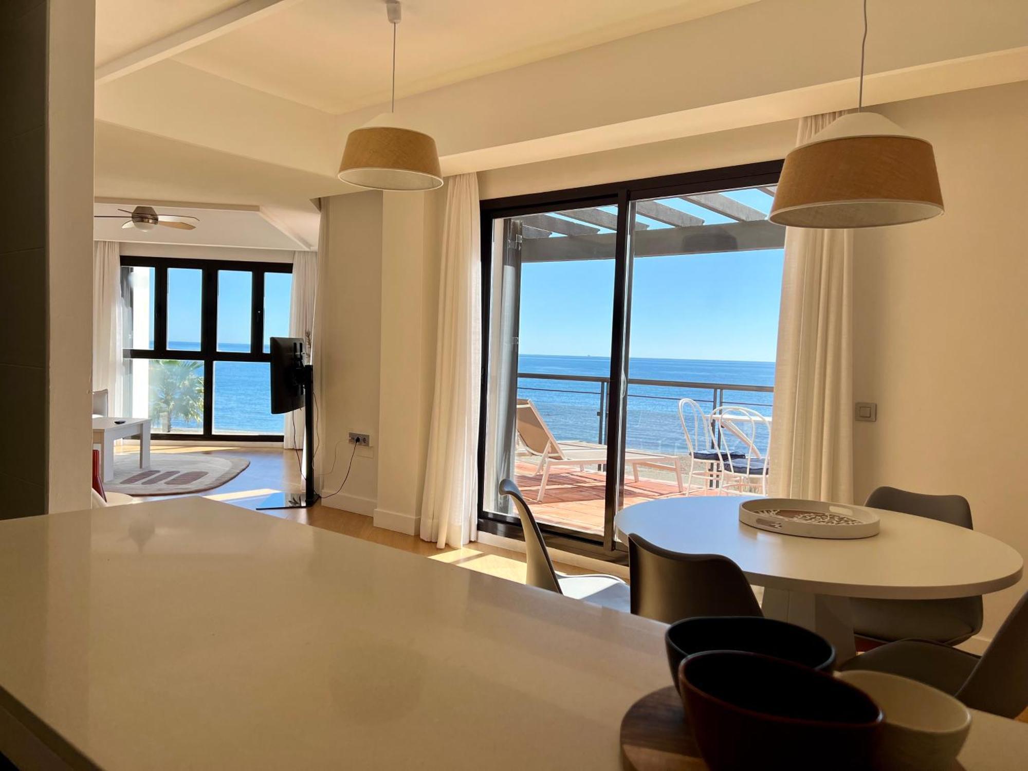 Apartamento Vista Mar カサーレス エクステリア 写真